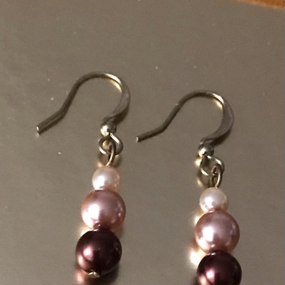 Cream/Tan/Bronze Pearl Bead Earrings - Picture 2 of 8